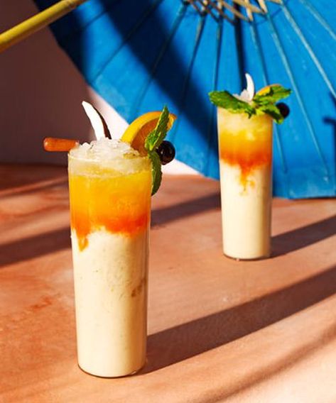 Coconut Milk Cocktail, Tiki Drinks Recipes, Tropical Cocktail Recipes, Banana Stand, Tiki Cocktails, Tiki Drinks, Tropical Drink, Fruit Cocktails, Alcohol Drink Recipes