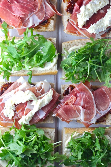 Prosciutto Brie, Prosciutto Sandwich, Prosciutto Recipes, Picnic Sandwiches, Gourmet Sandwiches, Picnic Food, Chapati, Picnic Foods, Wrap Sandwiches