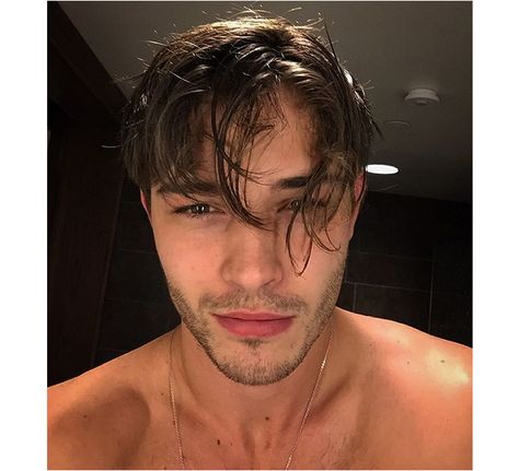 Le takeover #InBedwithFrancisco sur l’Instagram de @VogueHommes 2 Lachowski Francisco, Francisco Lachowski Instagram, Chico Lachowski, London Boy, Dangerous Love, Older Man, Francisco Lachowski, Model Face, كريستيانو رونالدو