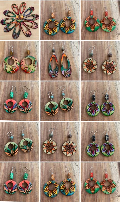 Diy Decoupage Wooden Earrings, Woodburned Earrings Diy, Diy Painted Wood Earrings, How To Paint Wood Earrings, Wooden Painted Earrings Diy, Wood Earing Ideas, Wood Burning Earring Ideas, How To Paint Wooden Earrings, Wood Earring Ideas