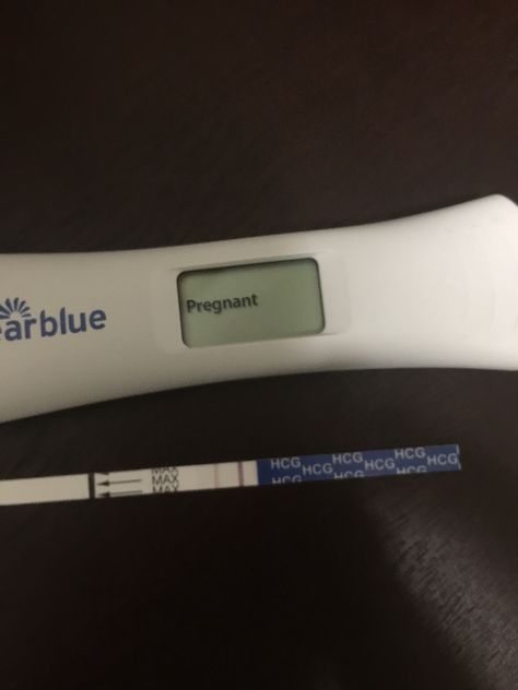 Best feeling ever to see these two lines Clear Blue Pregnancy Positive, Testpack Positive Tumblr, Pregnancy Test Positive, Baby Pictures Poses, Fake Pregnancy, Vision 2024, Positive Pregnancy Test, Baby Green, Fake Acc