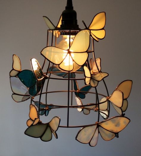 Spiegel Diy, L'art Du Vitrail, Deco Nature, Glass Art Projects, Boho Deco, Stained Glass Lamps, Stained Glass Diy, Stained Glass Crafts, Stained Glass Projects