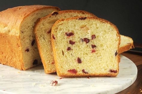 Bread Machine Egg Bread Recipe with Dried Fruit Bread With Dried Fruit, Bread Recipe For Bread Machine, Egg Bread Recipe, Bread Machine Yeast, Dessert Tarts Mini, Recipe For Bread Machine, Fruit Bread Recipes, Sweet Egg, Recipe For Bread