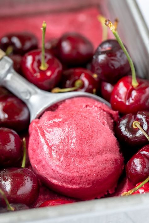 Cherry Sorbet, Homemade Sorbet, Sorbet Is, Sorbet Recipe, Fruit Sorbet, Fresh Cherry, Like Mother Like Daughter, Homemade Ice Cream Recipes, Sorbet Recipes