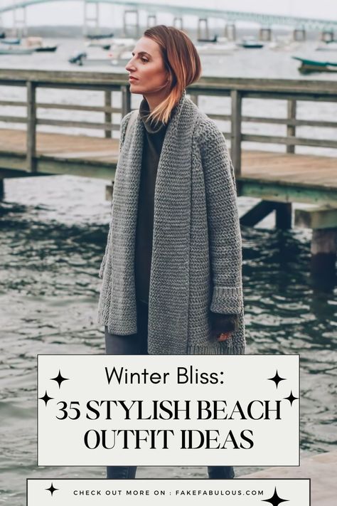 Get inspired with 35 beach outfit ideas designed for winter's unique demands. Whether you're strolling the shoreline or enjoying a bonfire, these looks will keep you cozy without compromising on style. Say goodbye to the off-season and hello to year-round beach fashion.   #WinterBeachOutfits #ColdWeatherBeachwear #BeachStyleWinter #WinterBeachGuide #ChillyBeachLooks #WinterBeachFashion #BeachOutfitInspiration #CozyBeachwear #WinterShorelineStyle #BeachDaysInWinter Cold Weather Beach Outfit Casual, Fall Beach Bonfire Outfit, Cute Fall Beach Outfits, Beach In December Outfits, Beach Winter Pictures, Winter Beach Outfit Cold, Cozy Beach Outfits, Beach Fall Outfits, Beach Outfit Winter