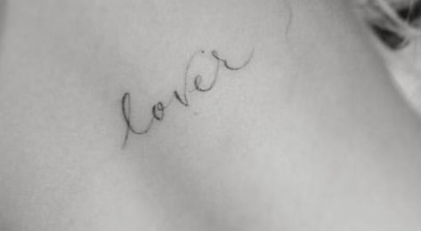 Lover Tattoo Word Font, Lover Tattoo Word, Written Tattoos, Tattoo Word Fonts, Lover Tattoo, Colour Tattoo For Women, Hand And Finger Tattoos, Sharpie Tattoos, Writing Tattoos