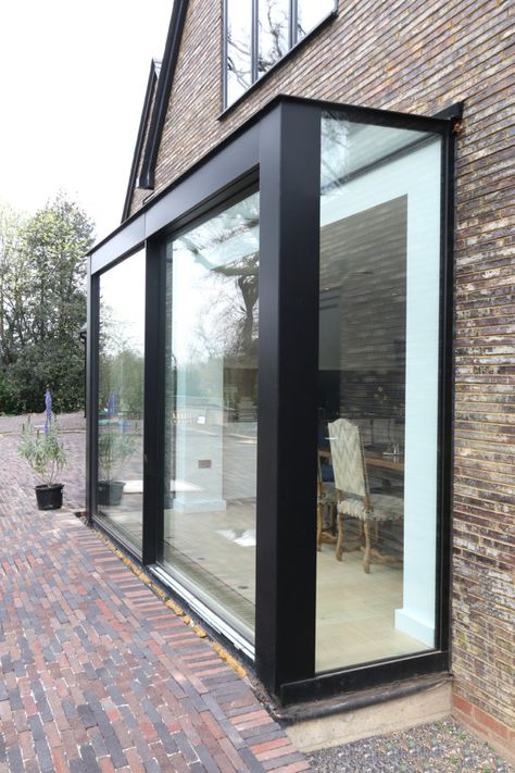 Exterior Sliding Doors, Bungalow Extensions, Glass Porch, Sliding Doors Exterior, Garden Room Extensions, House Extension Plans, Exterior House Remodel, House Cladding, Room Extensions