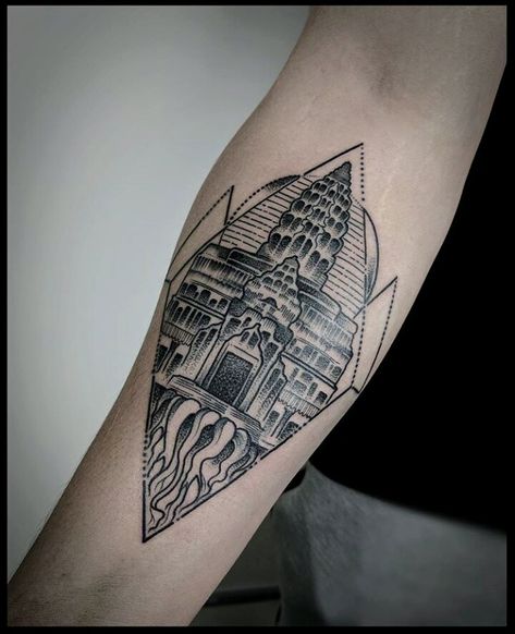 Angor Wat Tattoo Ankor Watt Tattoos, Angkor Wat Tattoo, Tattoo Khmer, Angor Wat, Cambodian Tattoo, Bicep Tattoos, Khmer Tattoo, Temple Tattoo, New York Tattoo