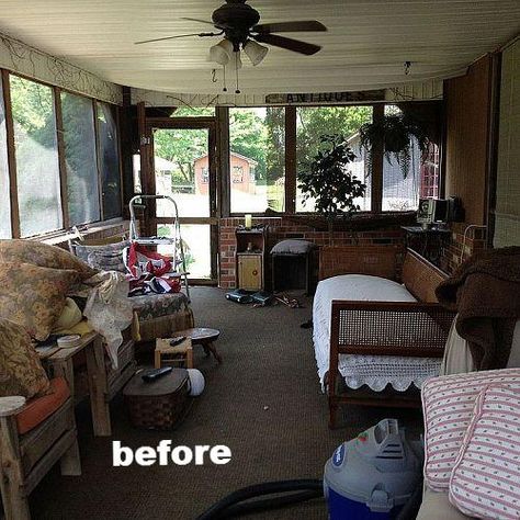 Before removing ceiling. -From Simple Screened Porch to Entertaining Oasis *Cheap Turn Porch Into Living Space, Napping Nook, Screen Door Pantry, Evening Movie, Closed In Porch, Vinyl Ceiling, Screened Porch Decorating, Diy Projects For The Home, Room Revamp