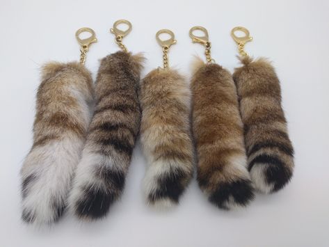 Excited to share the latest addition to my #etsy shop: Bobcat Tails mounted with Clip https://etsy.me/3lsi6vl #beige #white #fur #tanned #cabin #natural #keychain #regalia #bobcat Bobcat Mounts, Therian Tail, Animal Masks Diy, Therian Gear, Therian Masks, Tail Keychain, Therian Stuff, Fur Keychain, Wolf Stuff