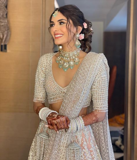 Falguni Shane Peacock Bride Stuns In A Crystal Studded Lehenga, Flaunts White Chooda And Kaleeras Lehenga Blouse Designs, Bridal Outfit, Perfect Bride, Ivory Bridal, Bridal Blouse Designs, Wedding Lehenga, Indian Wedding Outfits, Bridal Look, Lehenga Designs