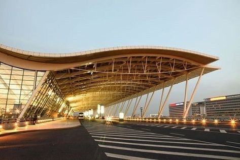 Roof Truss Design, Curved Roof, Train Station Architecture, Design City, Steel Structure Buildings, Airport Terminal, Airport Design, Porte Cochere, Mall Design