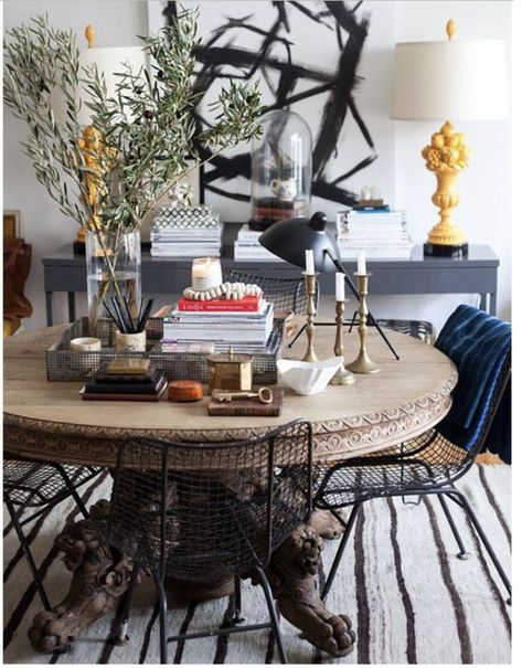 Eclectic Dining Room, Eclectic Dining, Round Dining Table Modern, Round Wood Dining Table, Style Deco, Dining Room Inspiration, Dining Table Design, Eclectic Interior, Wood Dining Table