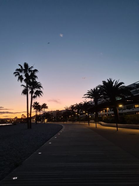 #aesthetic #nice #summer #evening Evening Beach Aesthetic, Summer Evening Aesthetic, Summer Night Aesthetic, Summer Nights Aesthetic, Evening Aesthetic, Late Evening, Old Flame, California Dreamin', California Beach