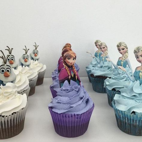 Birthday Truffles, Frozen 3rd Birthday, Frozen Birthday Party Cake, Frozen Birthday Party Decorations, 4de Verjaardag, Elsa Birthday Party, Frozen Cupcakes, Frozen Bday Party, Disney Frozen Birthday Party