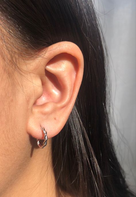 Twisted Silver Hoop Earrings, Tiny Silver Hoop Earrings, Mini Silver Hoop Earrings, Mini Hoop Earrings Silver, Aesthetic Silver Earrings, Silver Everyday Earrings, Silver Hoop Earrings Aesthetic, Everyday Earrings Silver, Minimalist Accessories Jewellery