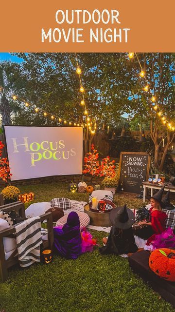 Outdoor Spooky Movie Night, Backyard Halloween Movie Night, Hocus Pocus Outdoor Movie Night, Outdoor Movie Set Up, Fall Outdoor Movie Night Ideas, Outdoor Halloween Movie Night, Halloween Outdoor Movie Night, Hocus Pocus Movie Night, Halloween Movie Night Party