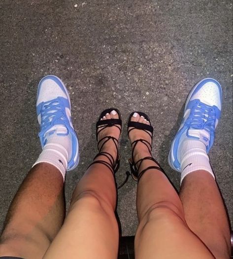 Couple Shoes Matching, Couples Shoes, Messages Instagram, Shoes Matching, Cute Date Ideas, Tramp Stamp, Stars Design, Aesthetic Couple, Rich Money