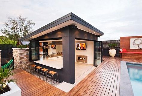 Outdoor Living Spaces with Fireplaces, Modern Ideas, Backyard Design Tips Design Per Patio, Asma Kat, Modern Outdoor Kitchen, Backyard Kitchen, Farmhouse Porch, Outdoor Living Spaces, Hus Inspiration, Design Exterior, Backyard Patio Designs