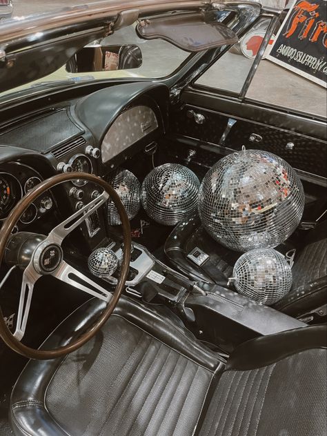 Photography vintage car retro disco balls photoshoot inspiration Disco Vintage Aesthetic, Disco Ball In Car, Vintage Disco Party, Vintage Disco Aesthetic, Car Disco Ball, Disco Ball Branding, Vintage Disco Ball Aesthetic, Disco Balls Aesthetic, Lexie Core