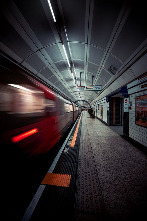 Departing Northern Line train at Moorgate station in central London. #professorhines #skyline #london #londonlife #sonyalpha #trainstation #londontube #londonunderground #street #streetphotography London Tube Photography, Train Station Photography, London Underground Tube, Environment Photography, London Street Photography, Underground Tube, Bitter Lemon, London Tube, Last Unicorn