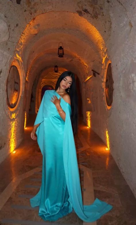 Mode Zara, Princess Jasmine, Insta Feed, Instagram Outfits, Feminine Aesthetic, Glam Dresses, Mode Inspiration, Modest Outfits, Dream Dress