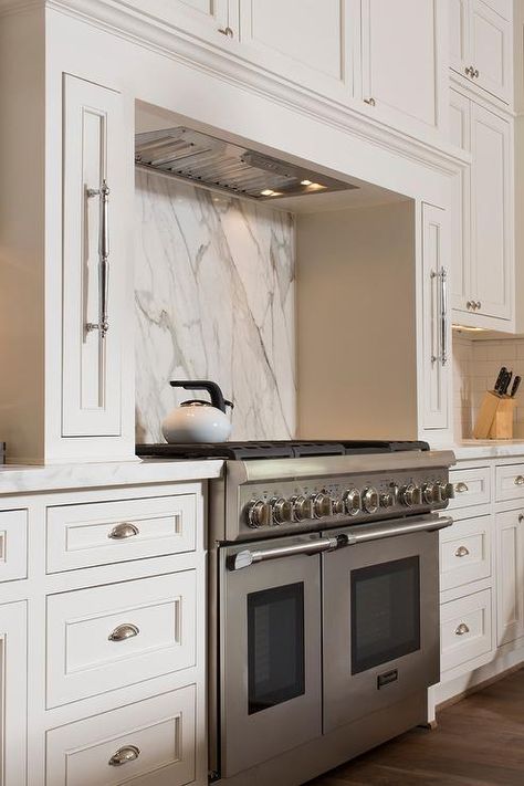 Cooking Nook with Pull Out Spice Cabinets Modern White Kitchen Cabinets, White Kitchen Cupboards, Pull Out Spice Rack, Marble Backsplash Kitchen, Kitchen Vent Hood, Kitchen Vent, Kitchen Range Hood, Timeless Kitchen, Marble Backsplash