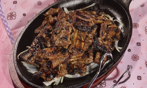 Roy Choi’s BBQ Kalbi Recipe: Tips for Making BBQ Kalbi Roy Choi Recipes, Kalbi Marinade Recipe, Kalbi Recipe, Kalbi Beef, Kalbi Short Ribs, Korean Bbq At Home, Chicken Sesame, Korean Short Ribs, Roy Choi