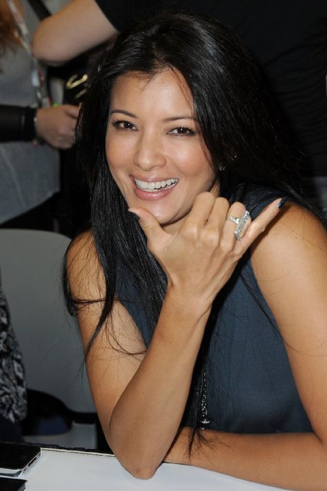 By popular impromptu & unscientific vote (by certain readers & moi) Kelly Hu gets to play Lynn in the movie version of WILDFIRE (I wish!) Kelly Hu, Shu Qi, Miss Teen Usa, Kristin Davis, Kristin Kreuk, Asian American, Katie Holmes, Look Younger, Celebrity Pictures