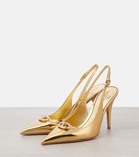 VLogo Signature leather slingback pumps in gold - Valentino Garavani | Mytheresa Grey Pumps, V Logo, Valentino Garavani Shoes, Silver Pumps, Gold Pumps, Designer Pumps, Blue Pumps, Pink Pumps, White Pumps