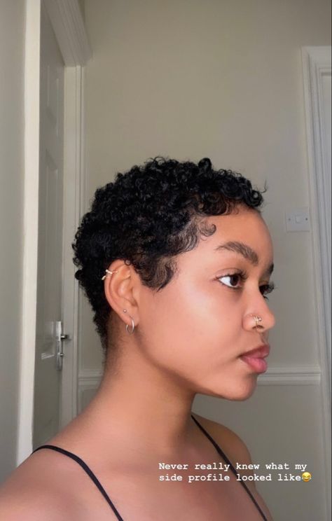 Twa Shape Up, Cute Short Haircuts Black Women, Big Chop Short Hair, Buzzed Black Hair Women, 3b Big Chop, Curly Short Natural Hair, Big Chop Black Women 4c, Twa Afro Hairstyles 4c Hair, Twa Curly Hair