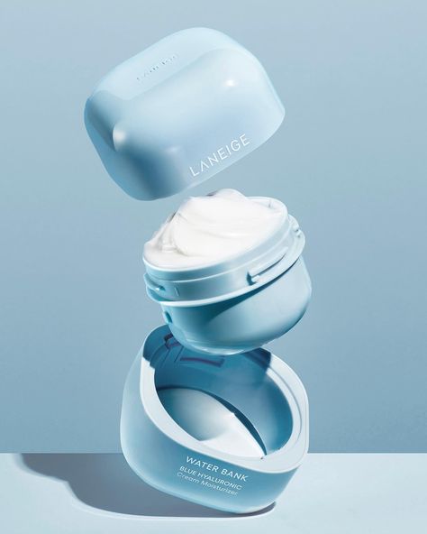 UPGRADE ALERT 💙 Your fav Moisturizers now features a refillable pod for 70% less plastic use than buying a new one! Shop the refill pod today on us.laneige.com, Sephora, Sephora at Kohls and Amazon Laneige Products, Cream Packaging Design, Cloud Skin, Packaging Skincare, Blue Cosmetic, Cosmetic Packaging Design, Cream Moisturizer, Skincare Packaging, Makeup Store