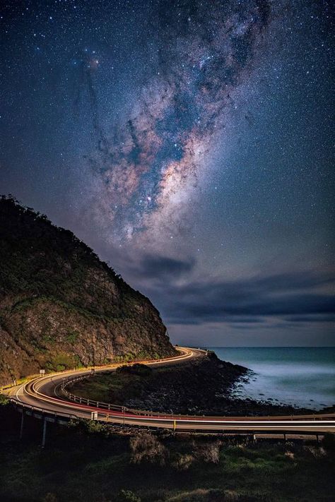 Great Ocean Road - Australia | The milkyway over the Great Ocean Rd | Facebook Beaches Australia, Australia Aesthetic, Ocean Road Australia, Great Ocean Road Australia, Great Ocean Road, Summer Road Trip, Melbourne, Bucket List, New Zealand