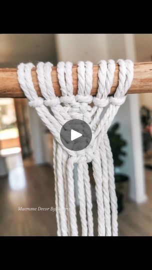 Macrame Fish Tutorial, Macrame Fish, Learn Macrame, Fish Pattern, Fish Tail, Macrame Hanging, Fish Patterns, Macrame Decor, Macrame Tutorial