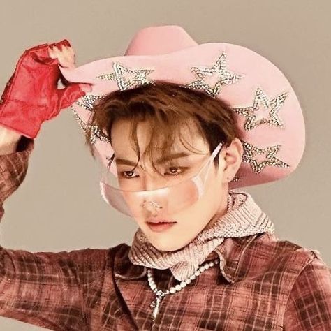 Hongjoong Cowboy, Hongjoong Icons, 2000s Icons, Hong Joong, Ateez Icons, Ateez Icon, Cant Take Anymore, Ateez Hongjoong, Spanish Books