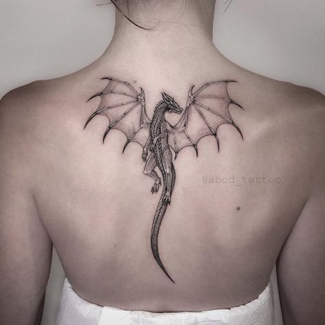 #dragontattoo #dragontattoodesigns #dragontattooforwomen #dragon Large Dragon Back Tattoo, Dragon Back Tattoo Design, Dragon Flying Up, Midevil Dragon Tattoos, Dragon Tattoo Back Women, Abcd Tattoo, Dragon Sketch Tattoo, Dragon Side Tattoo, Big Dragon Tattoo