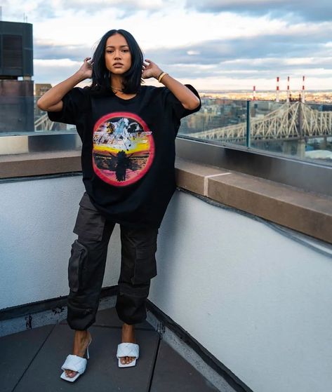 Karrueche Tran Style, Trans Outfit, Quirky Girl, Hollywood Event, Karrueche Tran, Wardrobe Stylist, Runway Trends, 60s Fashion, Celebrity Pictures