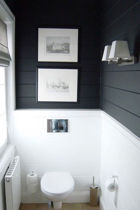 Dark Shiplap, Wc Decoration, Hallway Bathroom, Bad Inspiration, Small Toilet, Dark Walls, Downstairs Bathroom, Half Bathroom, Bath Room