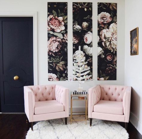 ♔♔♔ Pink Chairs, Smart Tiles, Salon Suites, Pink Chair, Salon Decor, Winter Trends, Design Case, Apartment Living, Design Interior