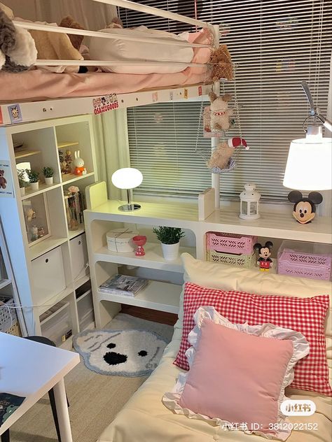 Loft Bed Aesthetic Room, Loaf Bed, Comfort Aesthetic, Cute Furniture, Loft Room, Pretty Room, Dreamy Room, Dream Room Inspiration, Room Essentials