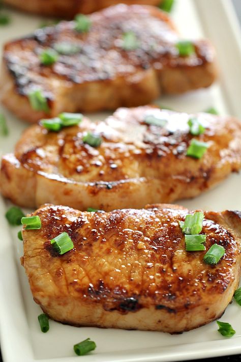 Easy Marinated Pork Chops Pork Chop Marinade Recipes, Best Pork Chop Recipe, Pork Chop Marinade, Pork Chop Recipes Crockpot, Marinated Pork Chops, Easy Pork Chops, Pork Chop Recipes Baked, Easy Pork Chop Recipes, Juicy Pork Chops