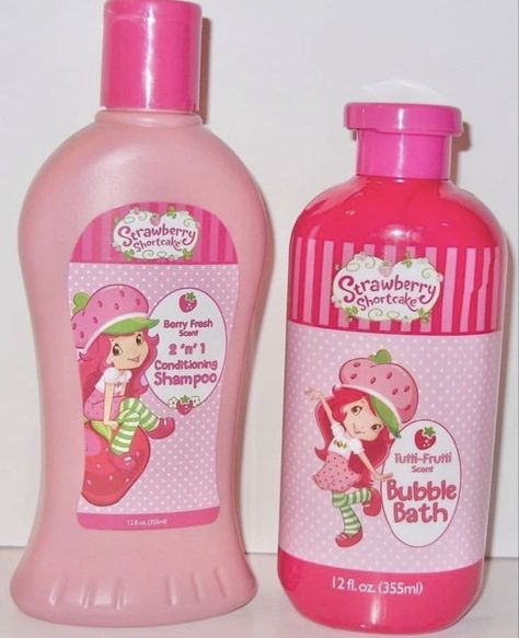 strawberry shortcake ssc y2k pink aesthetic bubble bath shampoo conditioner cute kidcore nostalgia Aesthetic Bubble Bath, Strawberry Shampoo, Strawberry Shortcake Toys, Y2k Pink Aesthetic, Strawberry Clothing, Pink Shampoo, Evening Eye Makeup, Strawberry Shortcake Cartoon, Strawberry Shortcake Characters