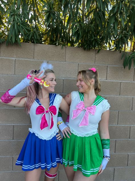 Sailor moon & jupiter halloween costume #sailormoonaesthetic #halloween #sailormoon #fyp #halloweencostumeideas Sailor Moon Group Costume, Sailor Moon Cosplay Diy, Duo Halloween Costumes Anime, Sailor Jupiter Costume, Sailor Moon Jupiter, Sailor Jupiter Cosplay, Sailor Moon Halloween, Sailor Mars Cosplay, Sailor Moon Costume