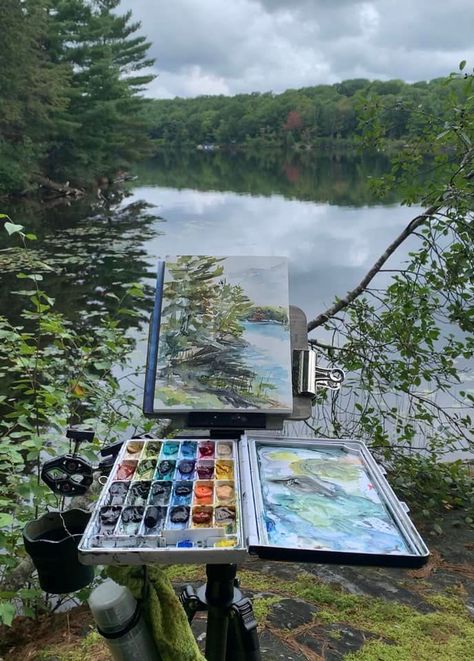 The Best Palettes for Plein Air Painting - OutdoorPainter Watercolor Plein Air Setup, Plein Air Setup, Plein Air Sketch, Plein Air Watercolor Set Up, Plein Air Watercolor Painting, Watercolor Plein Air, Traveling Artist, En Plein Air Painting, Outdoor Painting