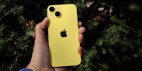 Dream Phone, Tech Aesthetic, Mens Journal, Yellow Iphone, Apple New, Matching Wallpaper, Digital Trends, Print Magazine, New Wallpaper