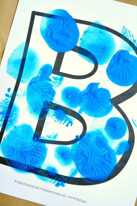 Using Process Art Alphabet Crafts in Preschool - Fantastic Fun & Learning Preschool Letter B, Letter B Activities, Alphabet Crafts Preschool, Abc Crafts, Preschool Art Projects, Art Alphabet, The Letter B, Balloon Painting, Preschool Colors