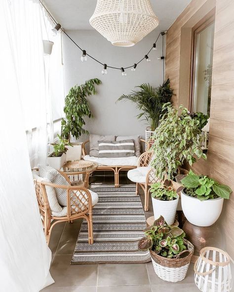 Hunker on Instagram: “Turn your balcony into your own little staycation oasis with rattan furniture and your choice of greenery. (📷 submitted by…” Ruang Tamu Outdoor, Balcon Mic, Balkon Decor, Balcony Flowers, Lake Houses, Balkon Design, Small Balcony Design, Balcony Ideas Apartment Indian, Deco Studio