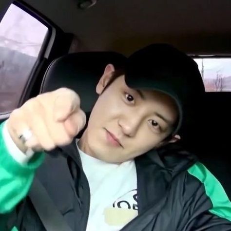 Exo Ot9, Exo Icons, Chanyeol Cute, Park Chanyeol Exo, Exo Chanyeol, Park Chanyeol, Man Crush, Chanyeol, Baekhyun