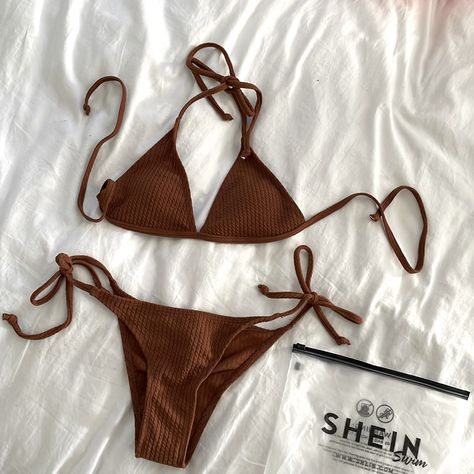 New With Tags Size Medium Brown Bathing Suit On Black Women, Swimsuit Baddie, Outfit Praia, Brown Bathing Suit, Shein Bikinis, Pretty Swimsuits, Brown Swimsuit, Mom Dr, Christmas Basket