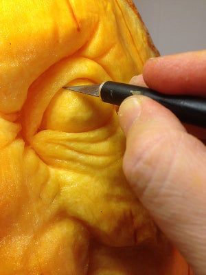 Halloween Pumpkin Images, 3d Pumpkin Carving, Pumpkin Sculpting, Pumpkin Carving Tools, Realistic Face, Pumkin Carving, Creative Pumpkin Carving, Creepy Pumpkin, Amazing Pumpkin Carving